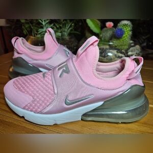 unicorn nike 270